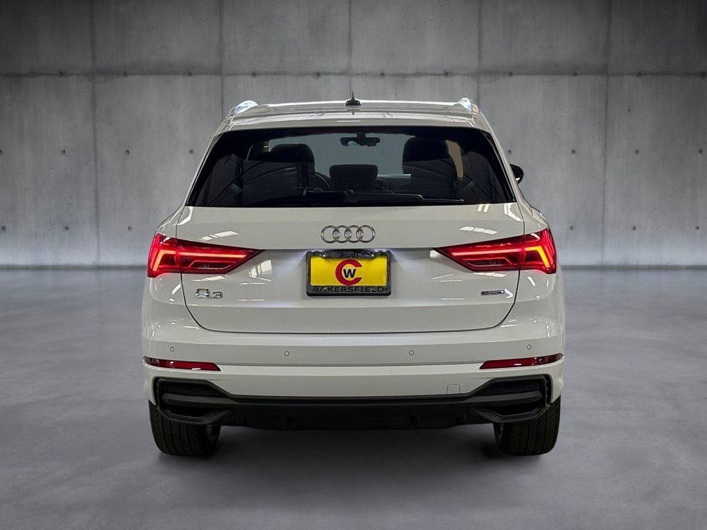 Used 2024 Audi Q3 2.0T Premium Plus w/ Premium Plus Package AWD/4WD image 4