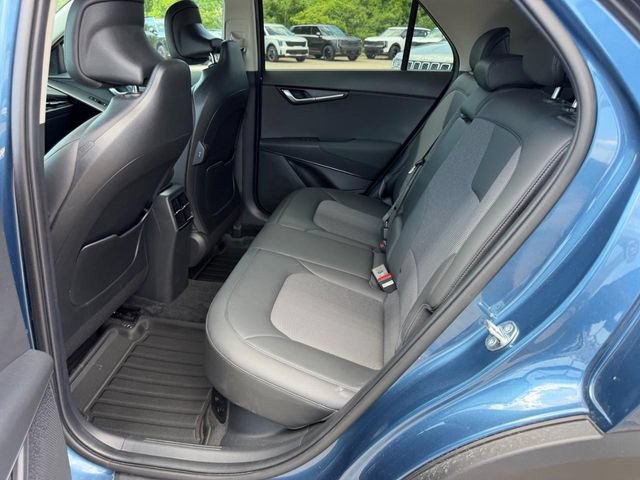 Certified 2024 Kia Niro EX FWD image 7