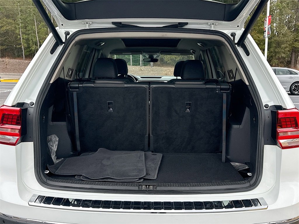 Used 2019 Volkswagen Atlas SEL Premium image 16