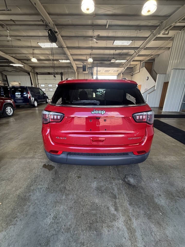 Used 2019 Jeep Compass Sport AWD/4WD image 10