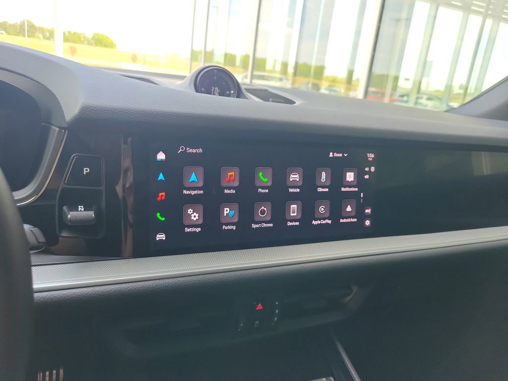 Used 2025 Porsche Cayenne S image 18