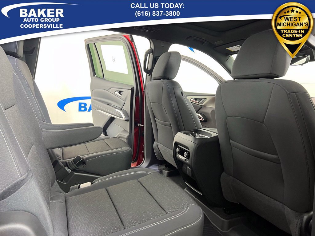 New 2026 Chevrolet Traverse LT w/ Sun and Wheel Package AWD/4WD image 14