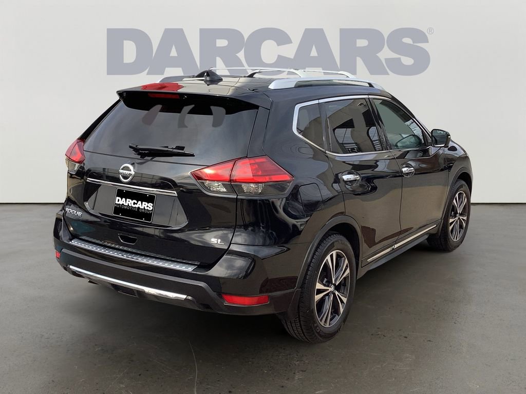 Used 2017 Nissan Rogue SL image 7