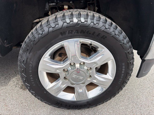 Used 2017 GMC Sierra 2500 SLT w/ Duramax Plus Package AWD/4WD image 42