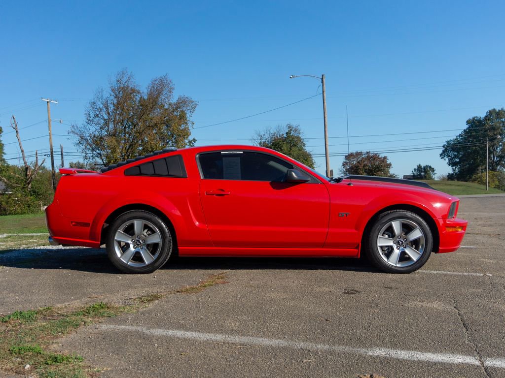 Used 2006 Ford Mustang GT Premium image 3