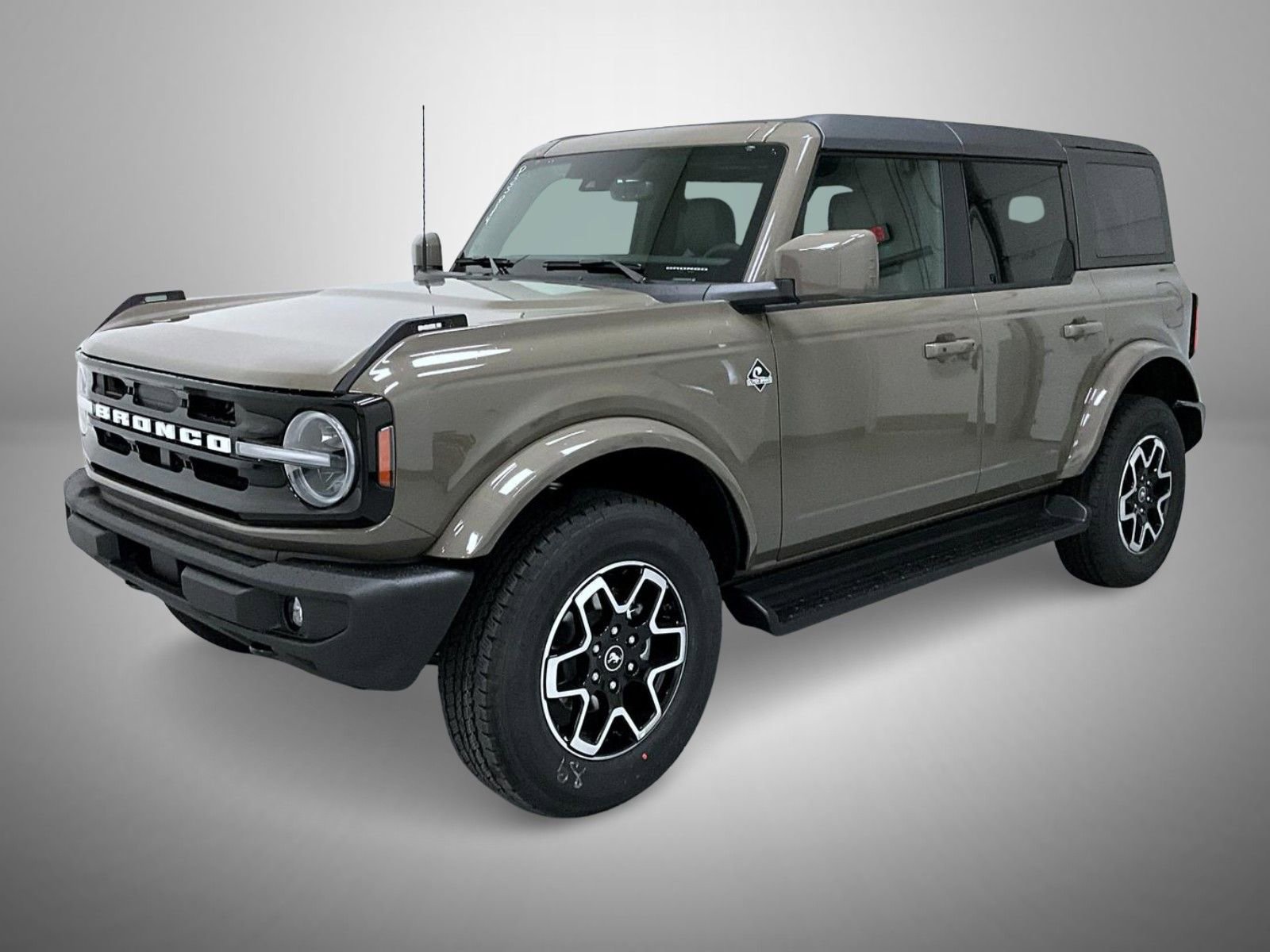 New 2025 Ford Bronco Outer Banks