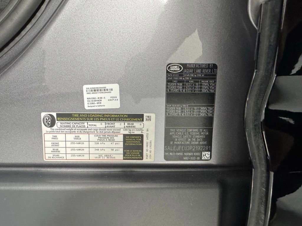 Used 2023 Land Rover Defender 130 S image 33