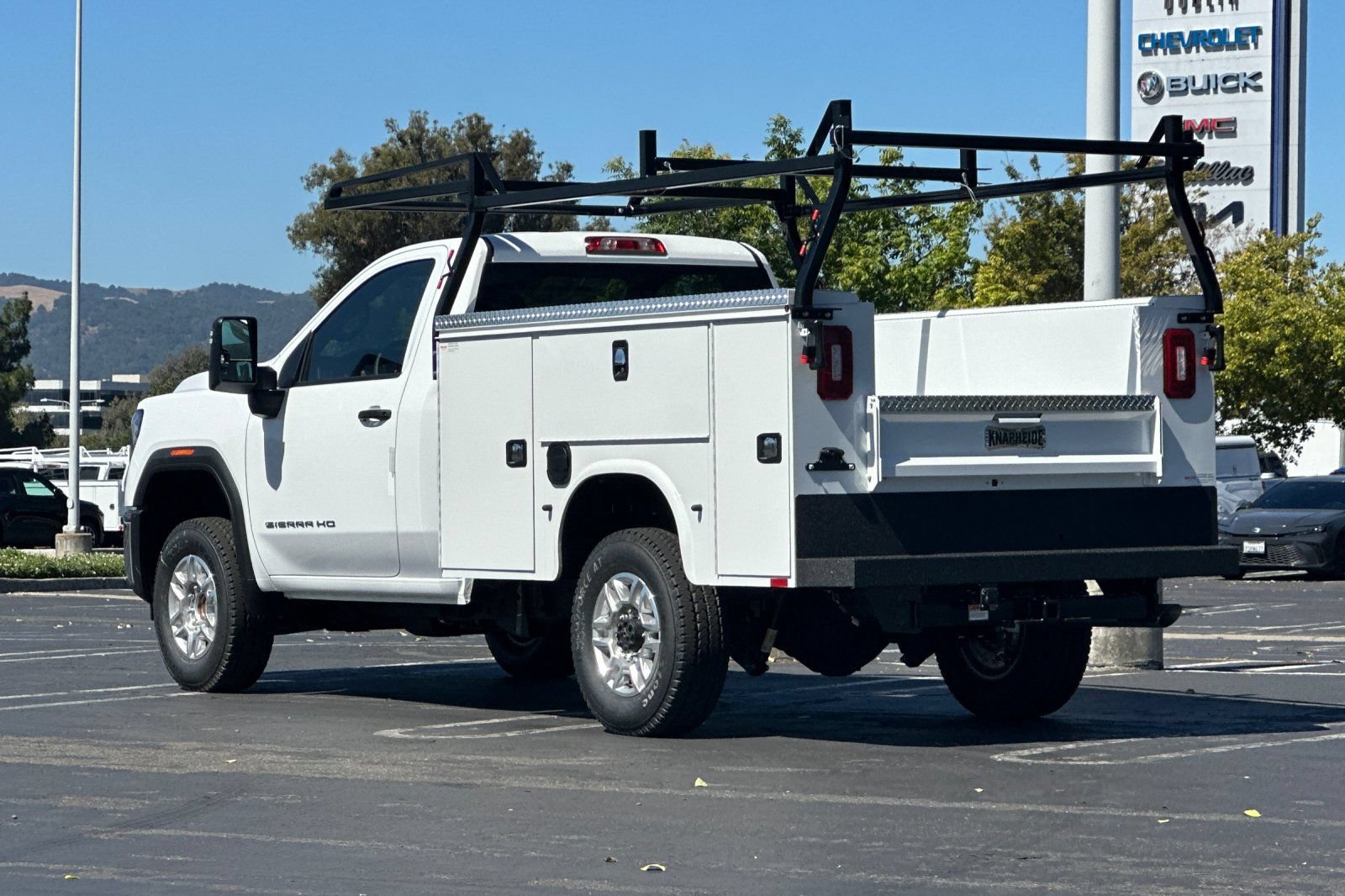New 2026 GMC Sierra 2500 Pro w/ Convenience Package RWD image 6