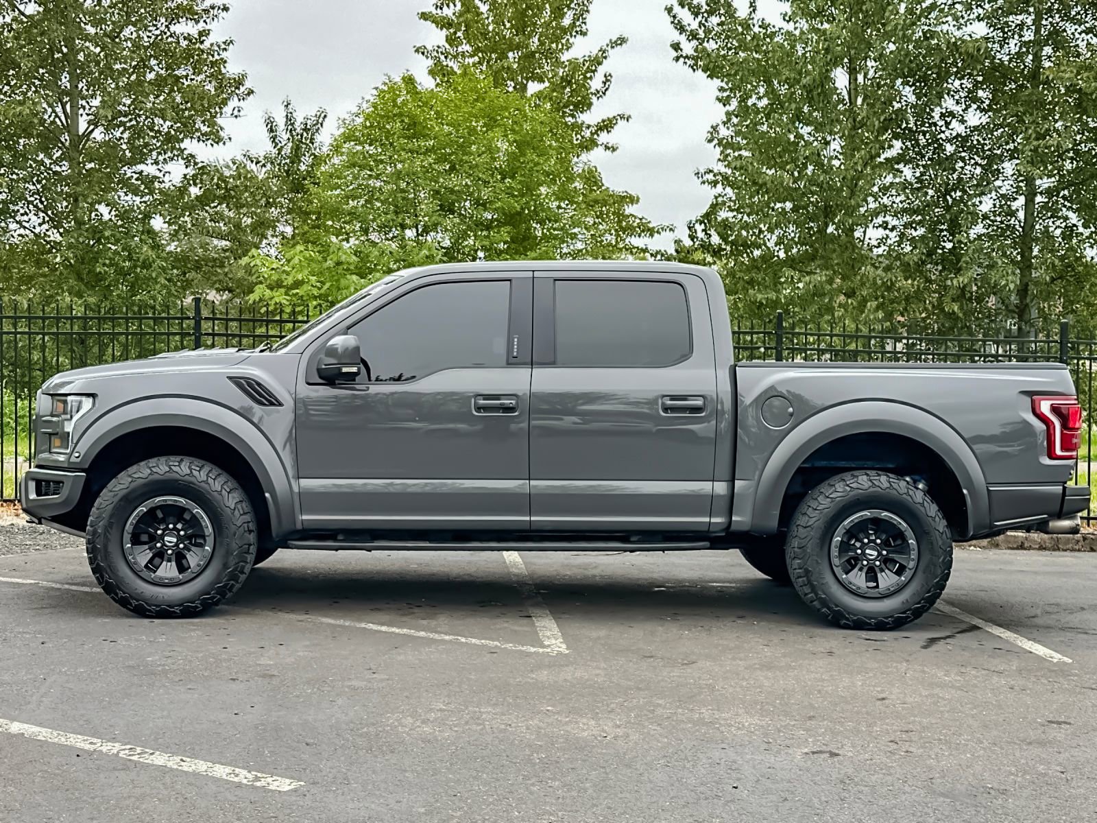 Used 2018 Ford F150 Raptor w/ Equipment Group 802A Luxury AWD/4WD image 7
