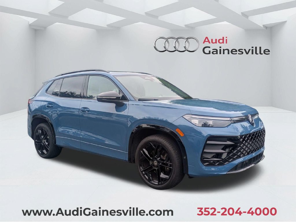 Used 2026 Volkswagen Tiguan SE R-Line AWD/4WD image 1