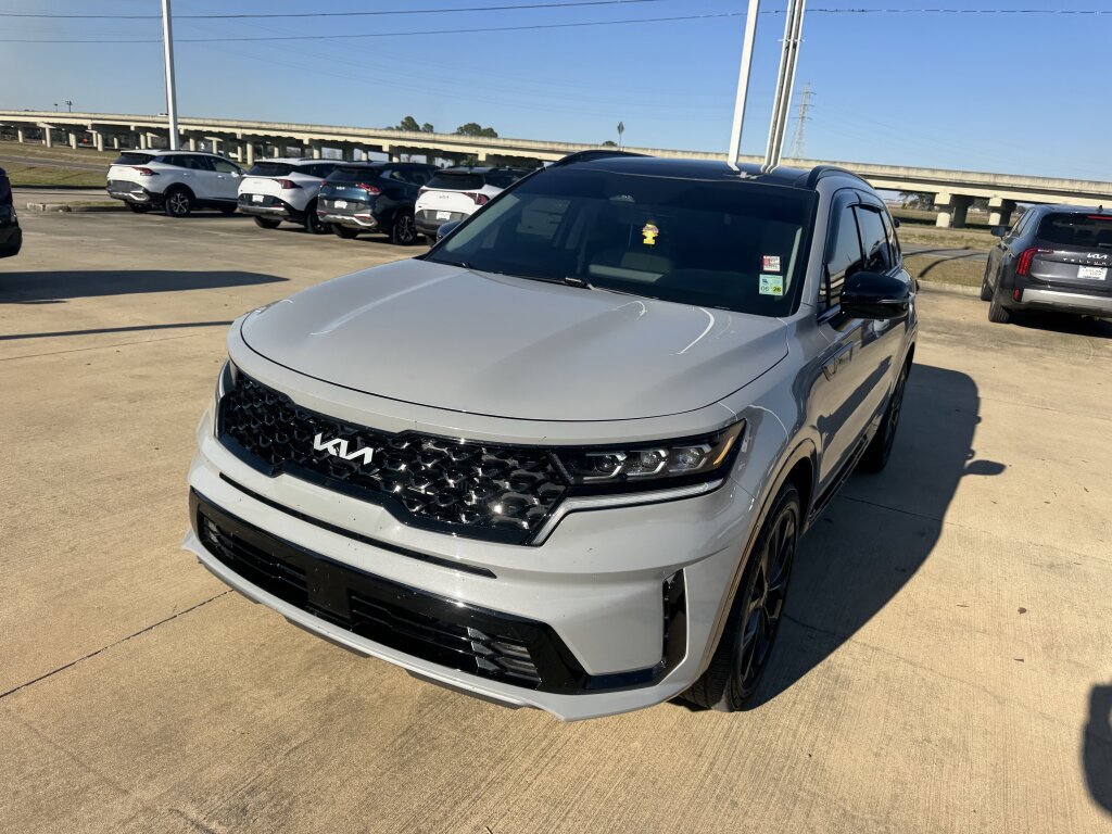 Used 2022 Kia Sorento SX image 5