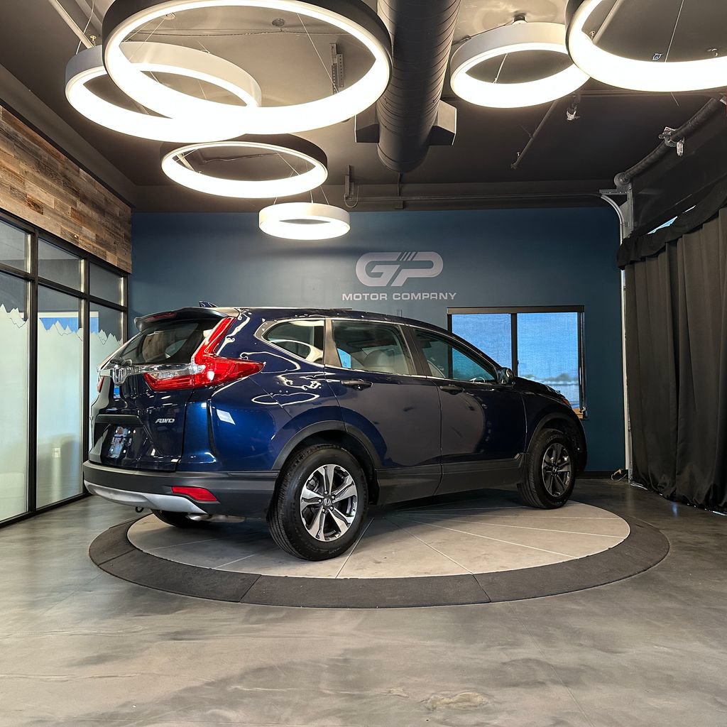 Used 2017 Honda CR-V LX image 3
