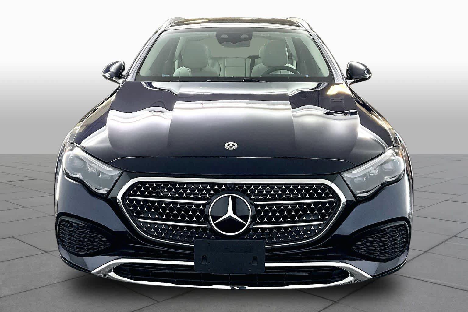 New 2027 Mercedes-Benz E 450 4MATIC All-Terrain Wagon image 3