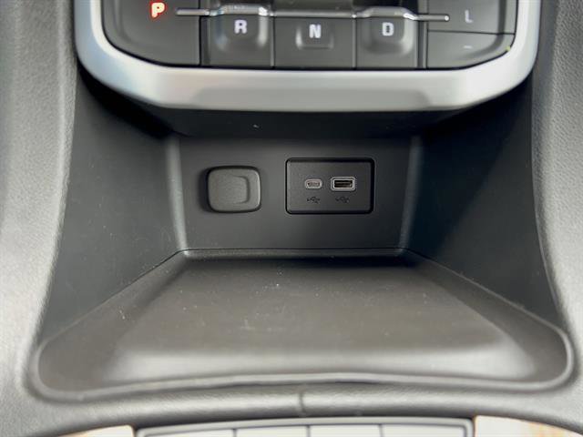 Used 2021 GMC Acadia SLE w/ Driver Convenience Package image 25