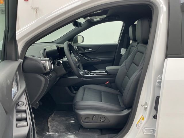 New 2026 Chevrolet Equinox LT w/ Convenience Package II image 8