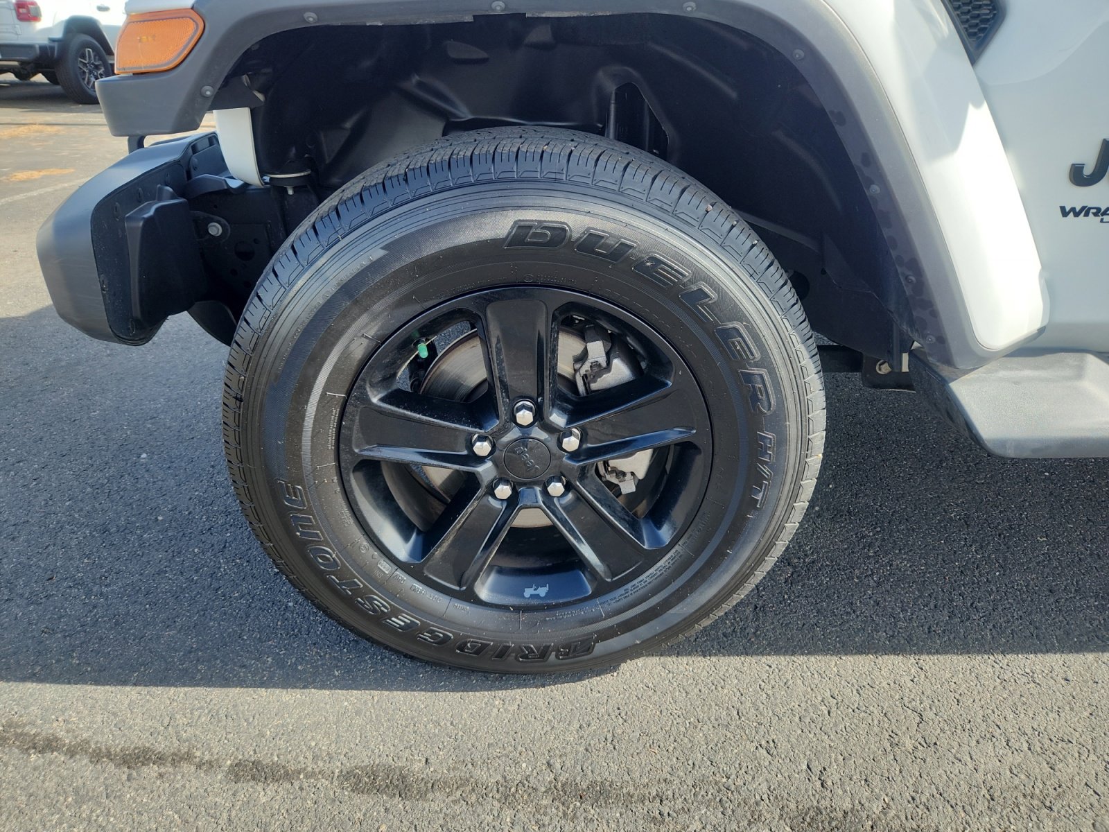 Used 2020 Jeep Wrangler Unlimited Sahara image 26