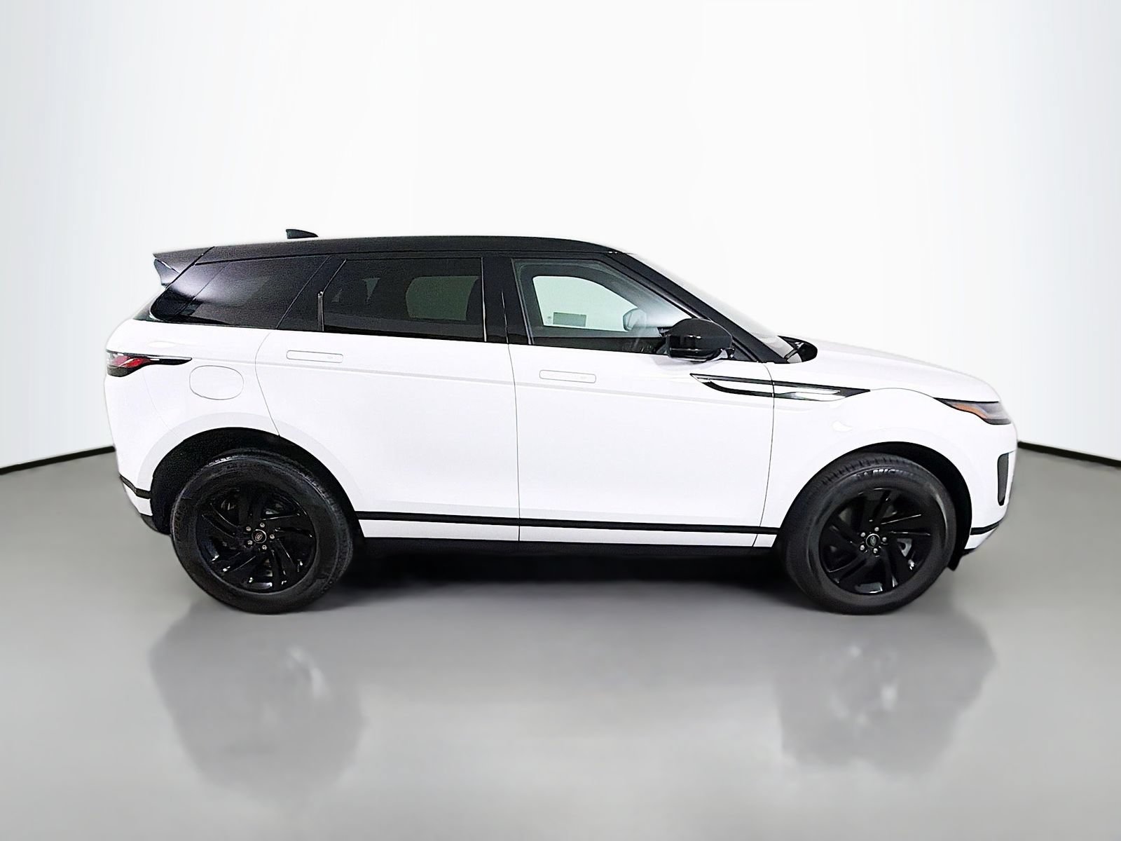 Certified 2026 Land Rover Range Rover Evoque S AWD/4WD image 6