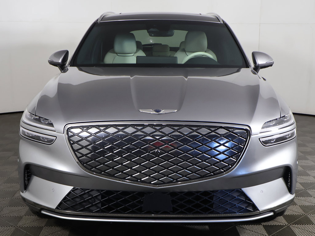 Used 2025 Genesis Electrified GV70 AWD/4WD image 13