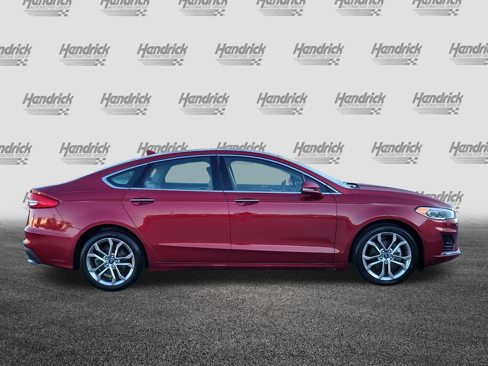 Used 2019 Ford Fusion SEL FWD image 8