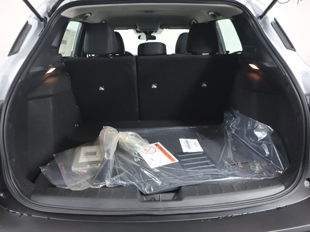 New 2026 Nissan Kicks S image 20