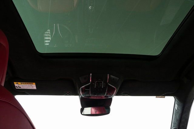 Used 2022 Maserati Levante Modena image 5