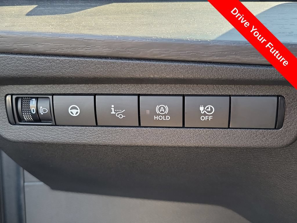 Used 2025 Nissan Ariya FWD image 18