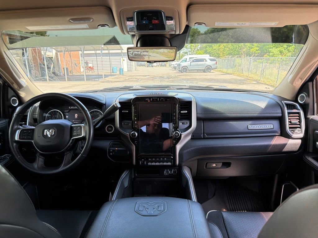 Used 2022 RAM 3500 Laramie AWD/4WD image 23