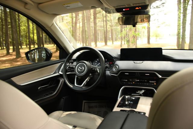 Used 2025 MAZDA CX-70 3.3 Turbo w/ Preferred Package AWD/4WD image 22