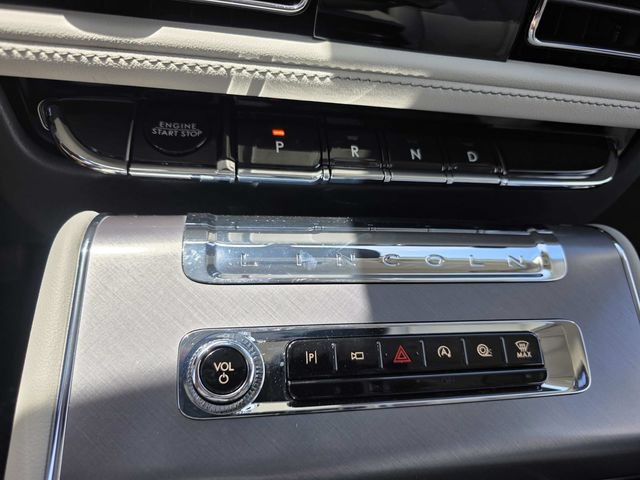 New 2026 Lincoln Aviator 2WD image 11