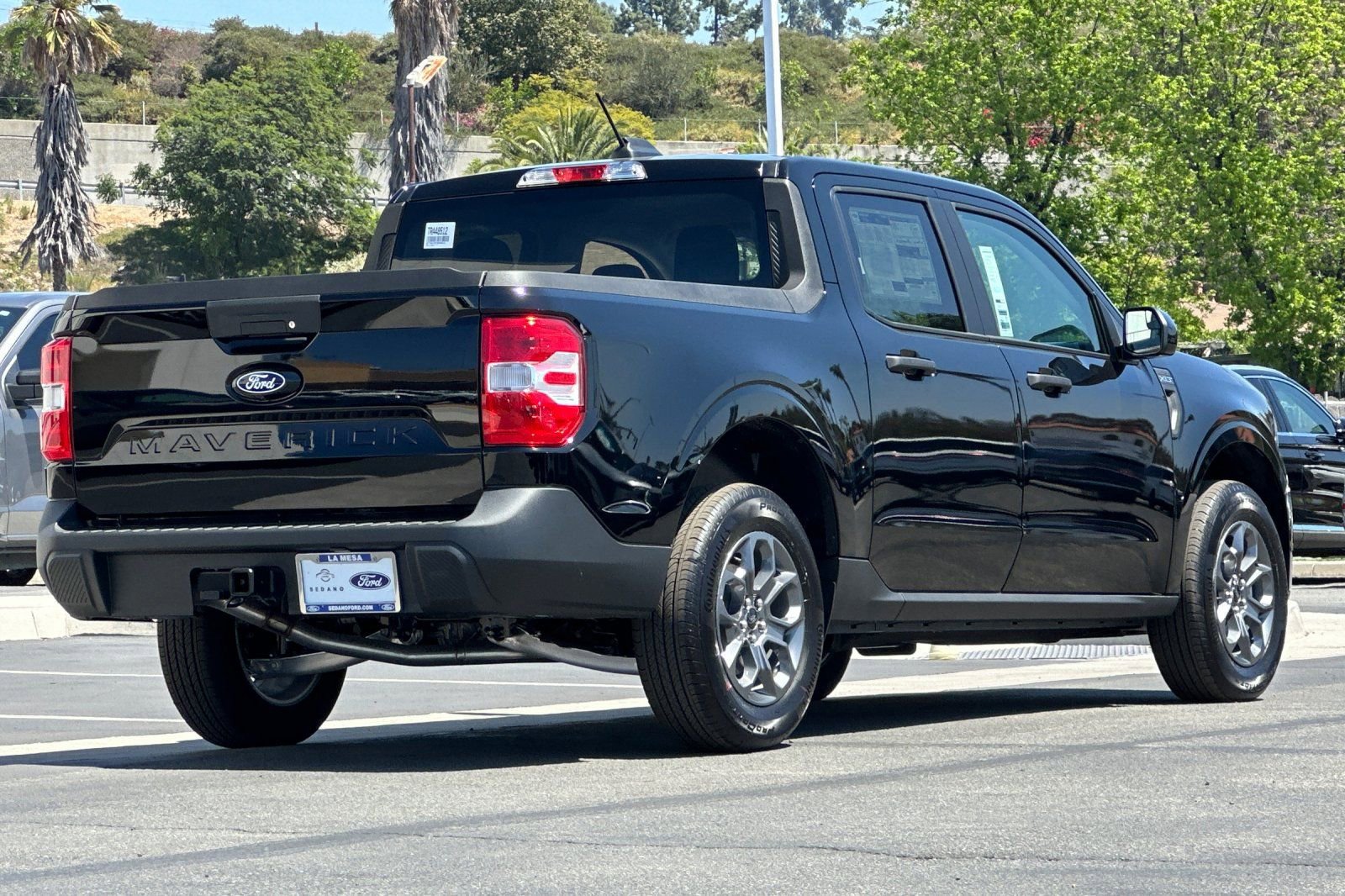 New 2026 Ford Maverick XLT w/ XLT Luxury Package AWD/4WD image 3