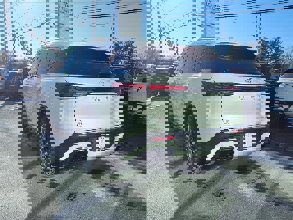 Certified 2023 INFINITI QX60 Luxe w/ Cargo Package image 7