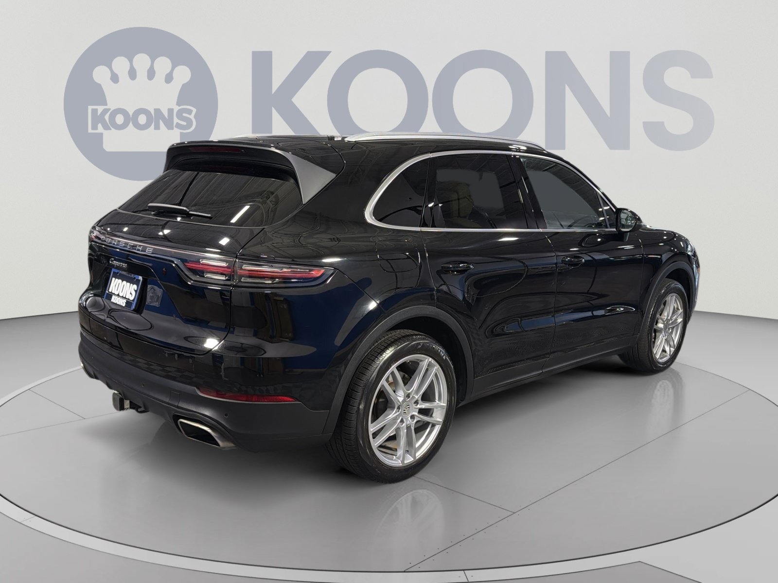 Used 2023 Porsche Cayenne Platinum Edition AWD/4WD image 5