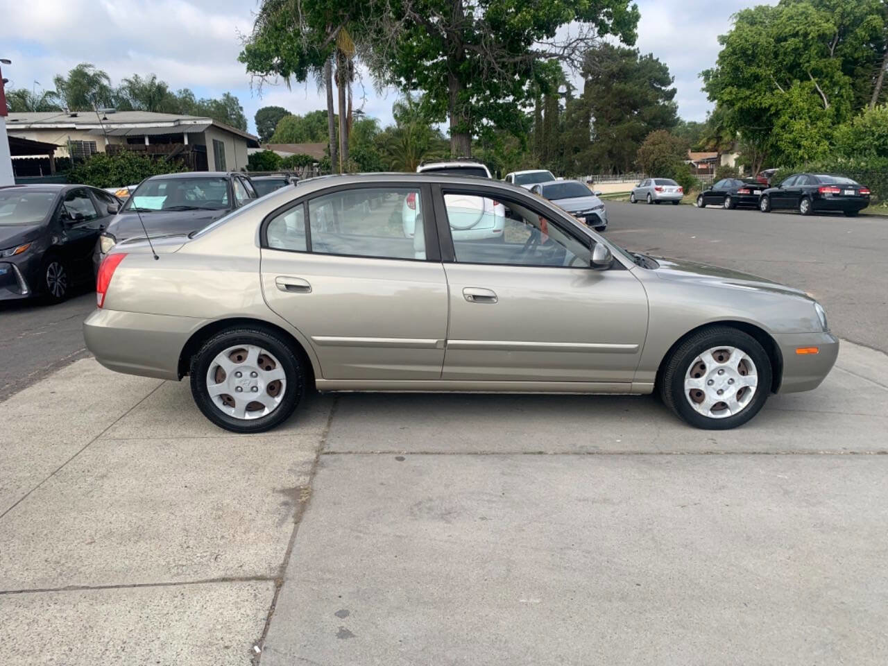 Used 2003 Hyundai Elantra GLS FWD image 7