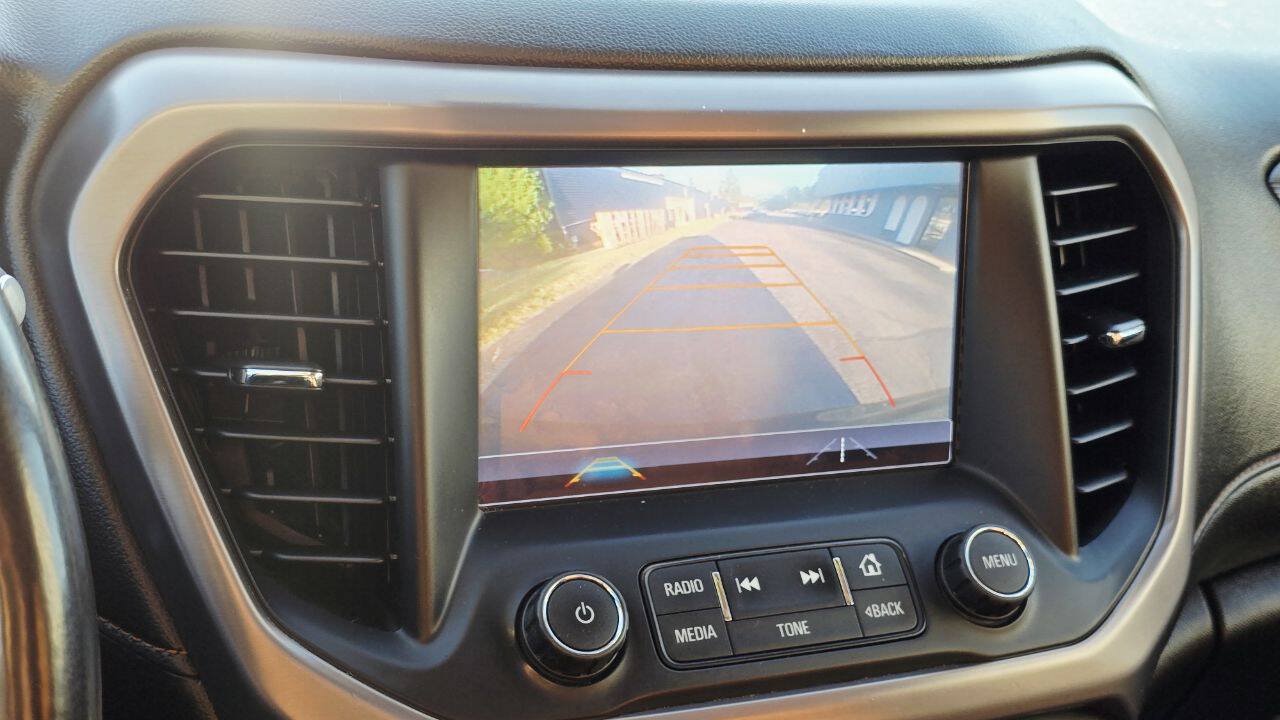 Used 2017 GMC Acadia SLT AWD/4WD image 19