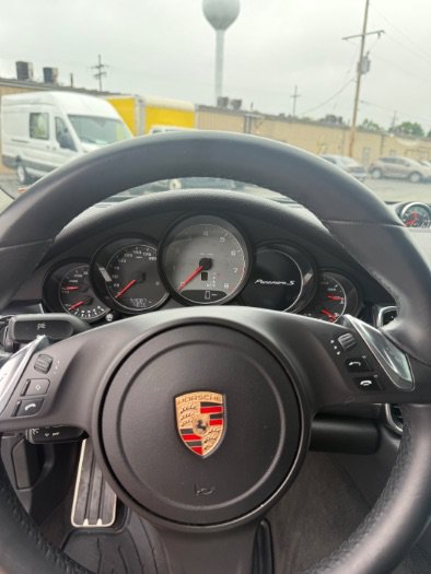Used 2014 Porsche Panamera S RWD image 17