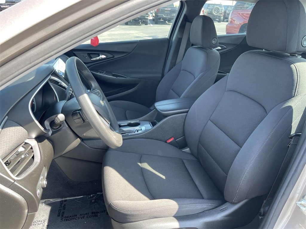 Used 2023 Chevrolet Malibu LT w/ Driver Confidence Package image 11