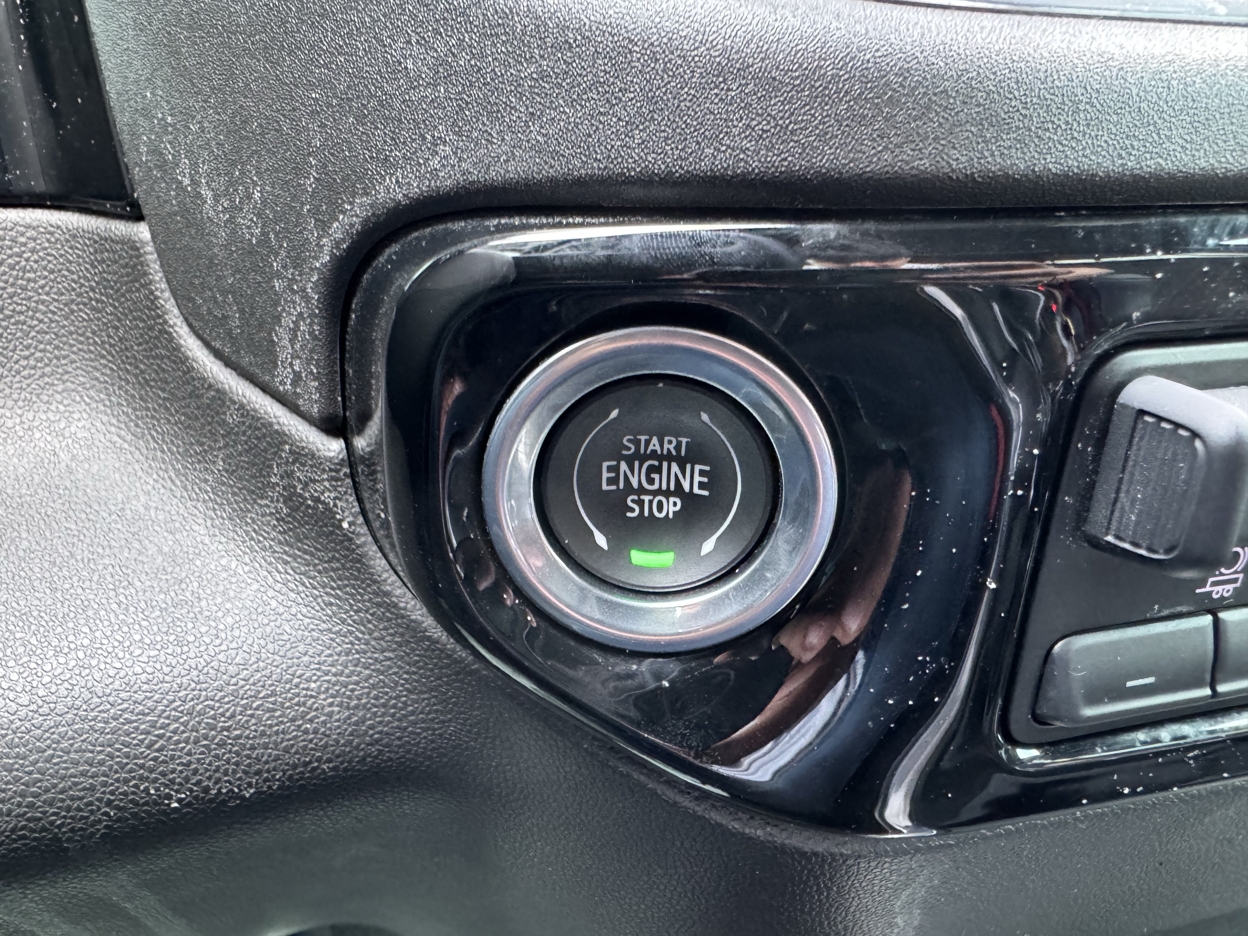 Used 2024 Chevrolet Silverado 1500 RST w/ Texas Edition Plus RWD image 15