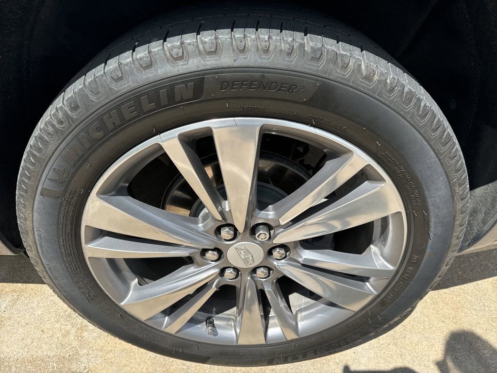 Used 2022 Cadillac XT6 Premium Luxury image 5