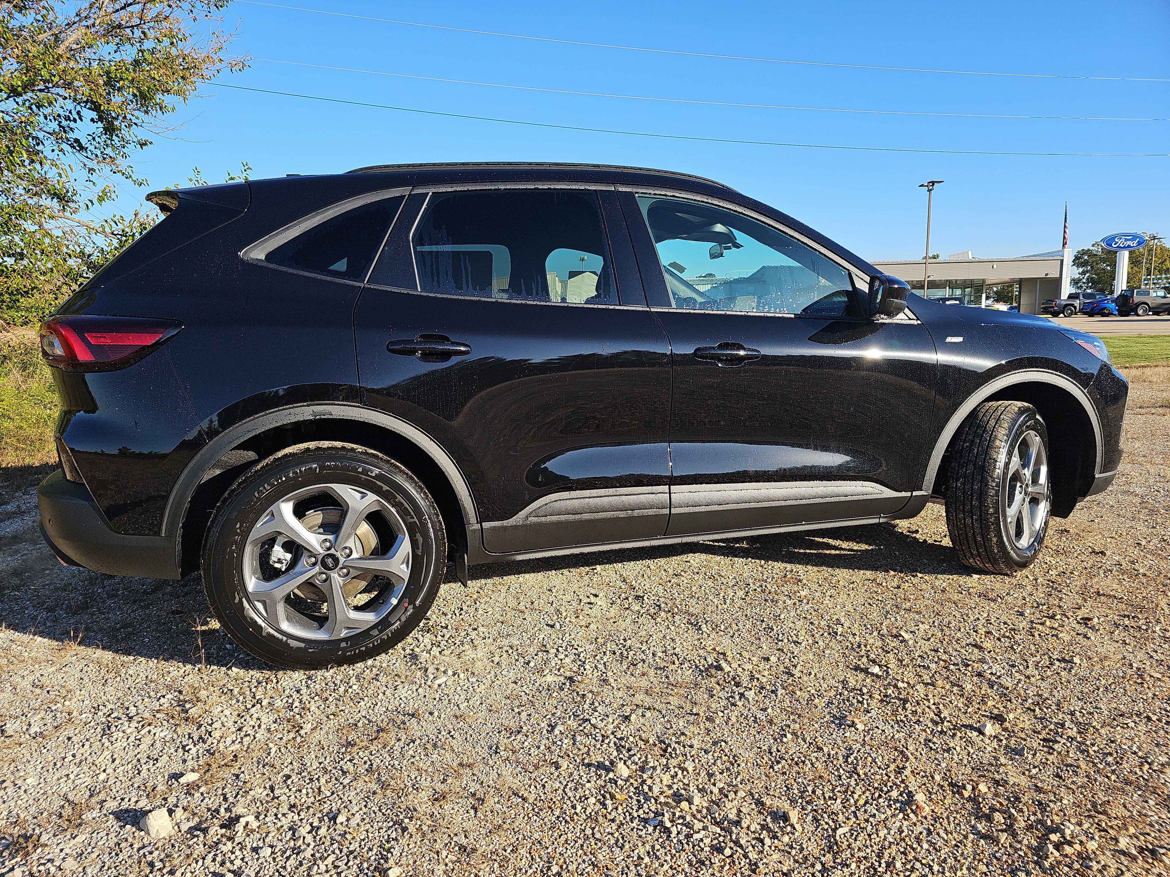 New 2026 Ford Escape ST-Line Select image 3