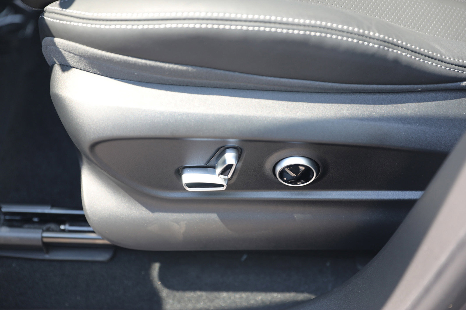 New 2024 Maserati Grecale GT image 29