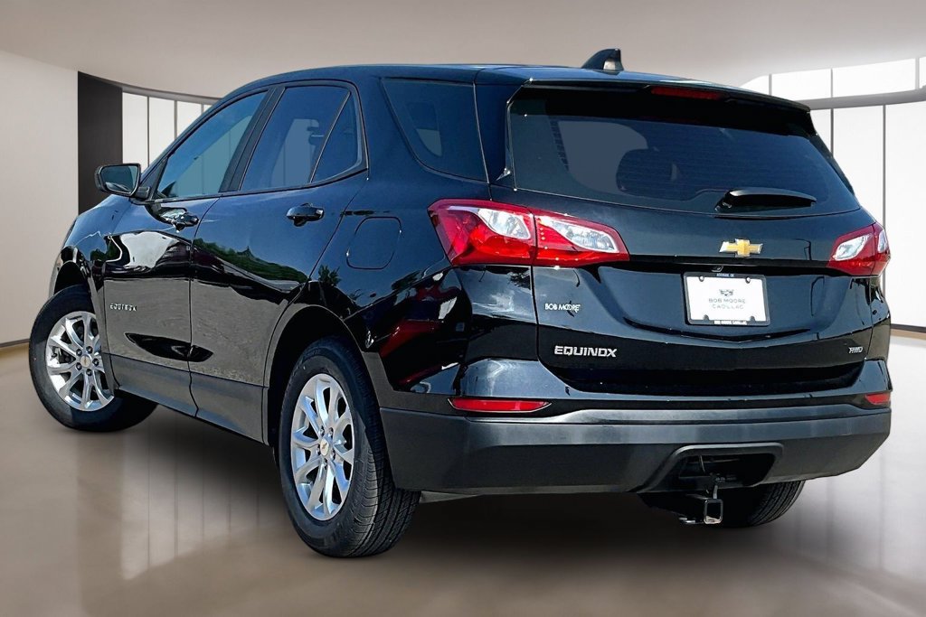 Used 2020 Chevrolet Equinox LS AWD/4WD image 12