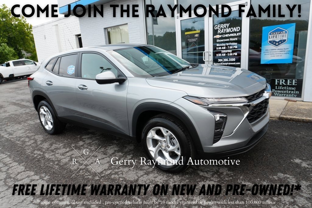 Used 2025 Chevrolet Trax LS w/ LS Convenience Package