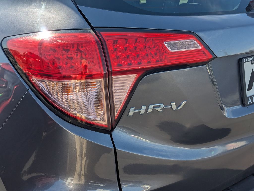 Used 2016 Honda HR-V LX image 5
