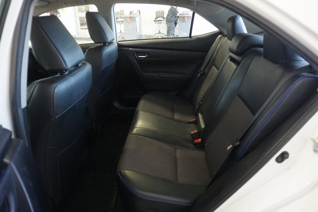 Used 2017 Toyota Corolla SE image 16