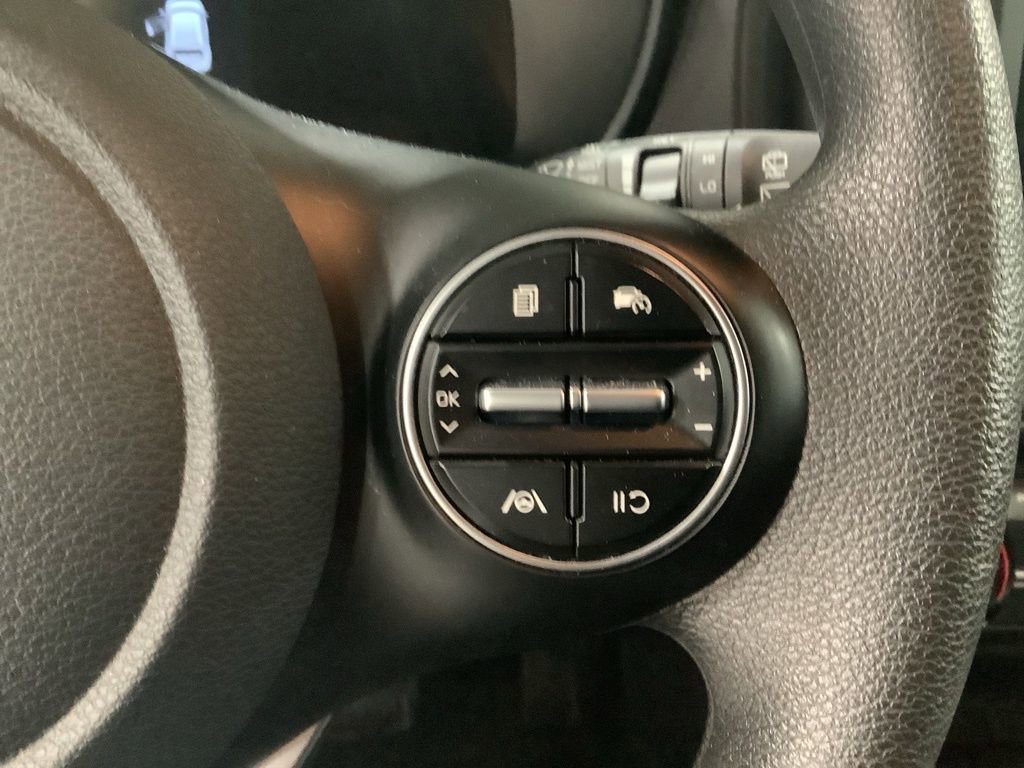 Certified 2023 Kia Soul LX FWD image 14