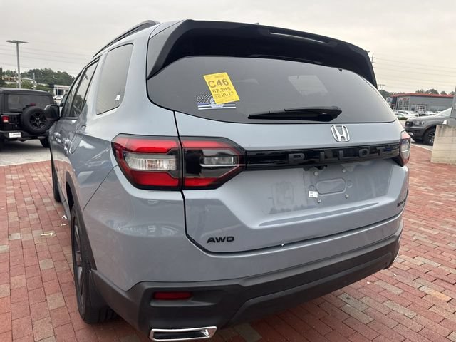 Certified 2023 Honda Pilot Sport image 10