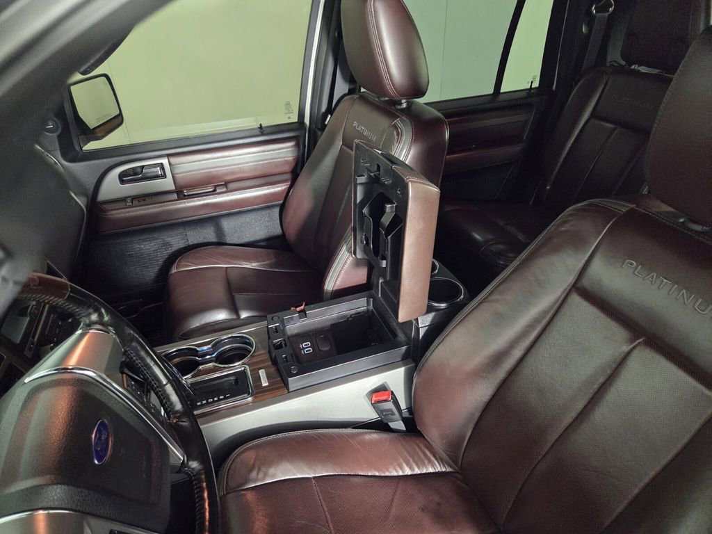 Used 2016 Ford Expedition EL Platinum image 22
