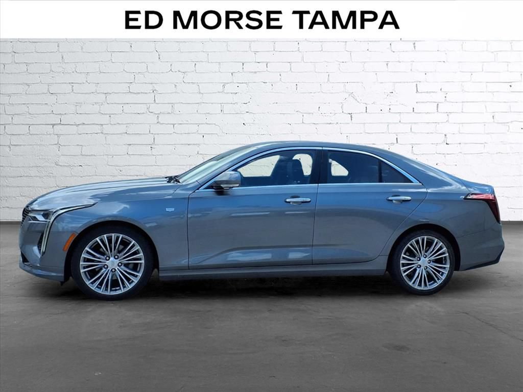 Used 2020 Cadillac CT4 Premium Luxury RWD image 2