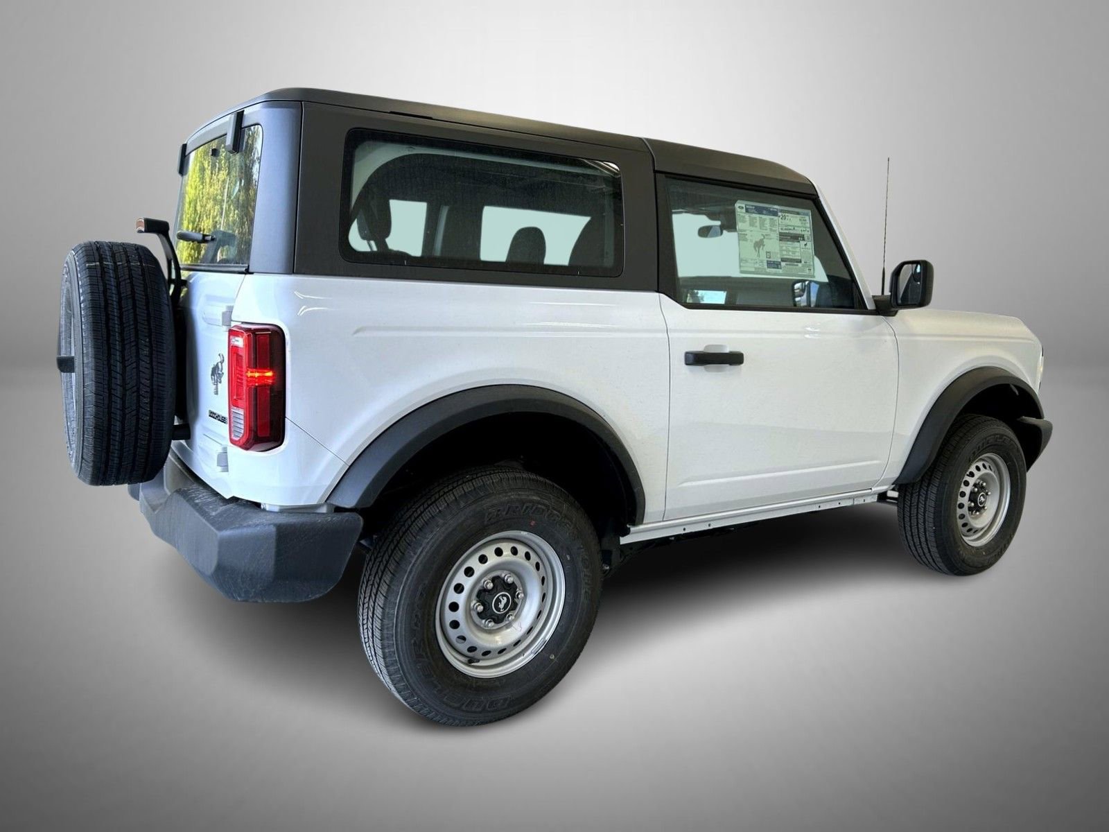 New 2025 Ford Bronco Base image 5