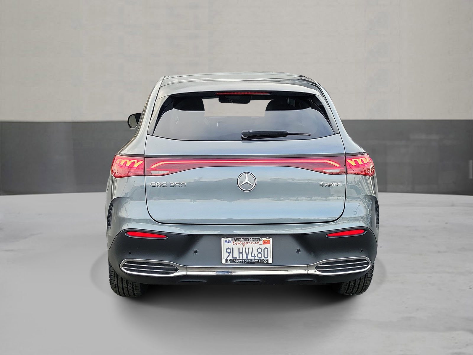 Used 2023 Mercedes-Benz EQE 350+ 4MATIC SUV w/ AMG Line Exterior Package image 4